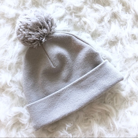 Aritzia Accessories - TNA Range Peak Hat Pom Pom Beanie Wool Toque